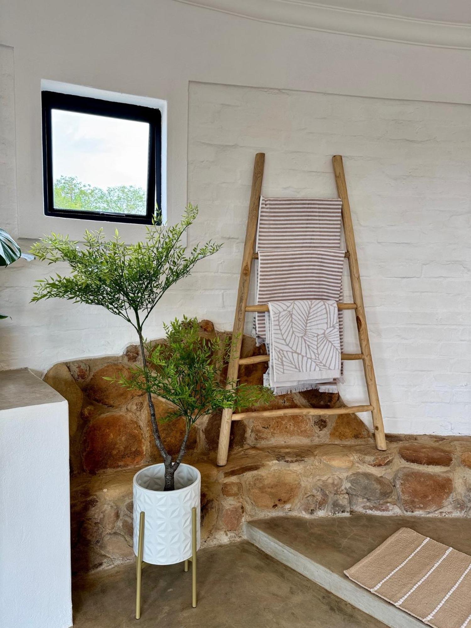 Escape Pretoria East Luxury Villa *