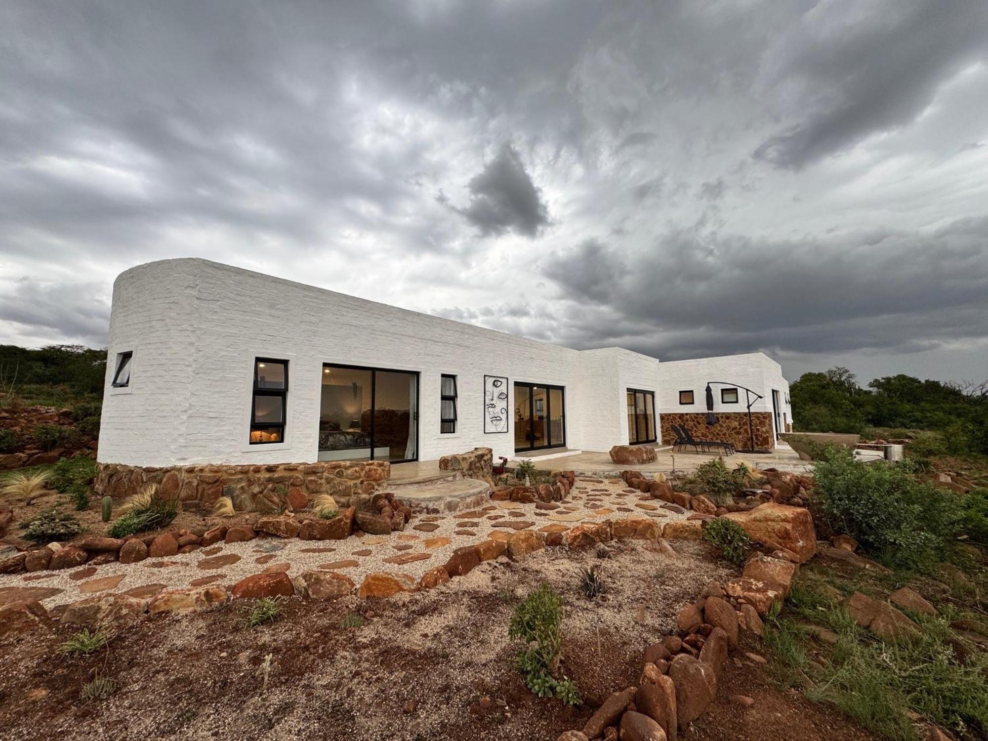 Villa Escape Pretoria East Luxury *