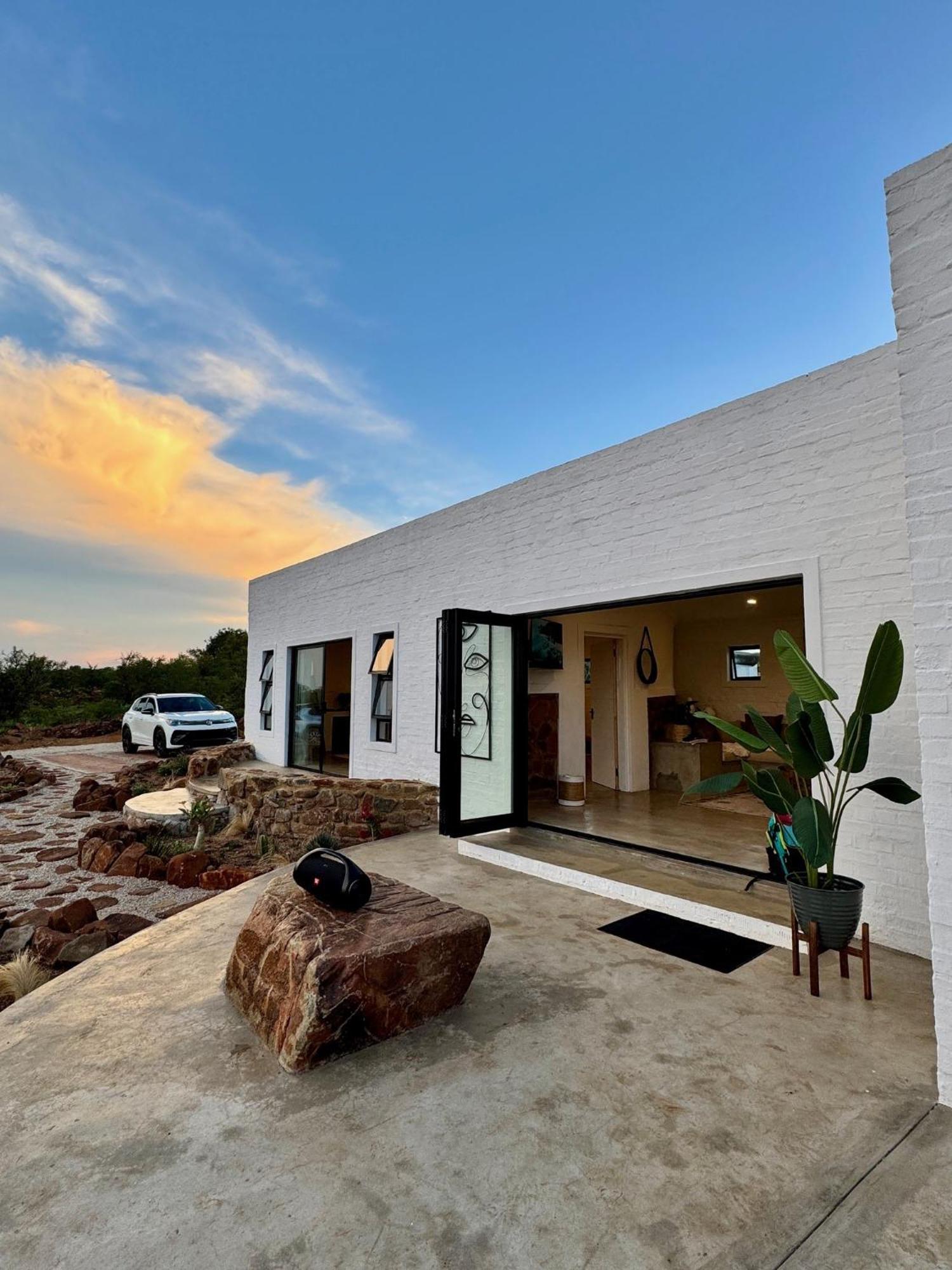 Escape Pretoria East Luxury Tierpoort